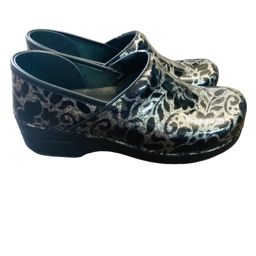 Dansko sz 41 Black & Silver floral Slip on Clogs - Picture 3 of 10